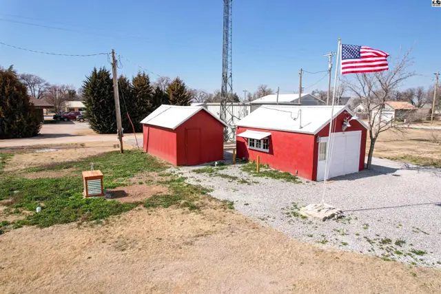 Photo of 105 N Broadway St, Hanston, KS