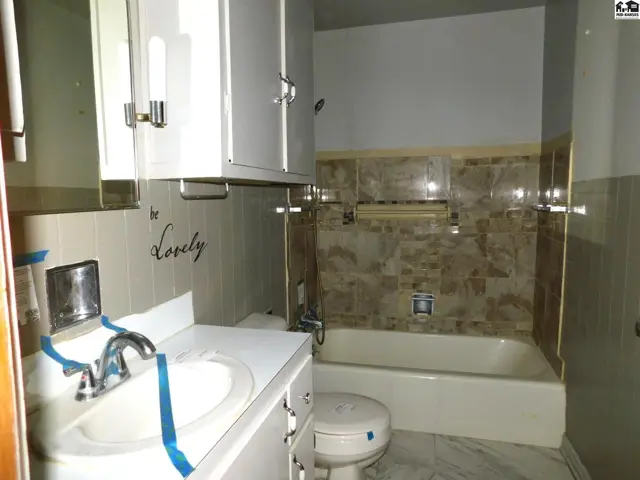 Photo of 715 S Purdy, Lyons, KS