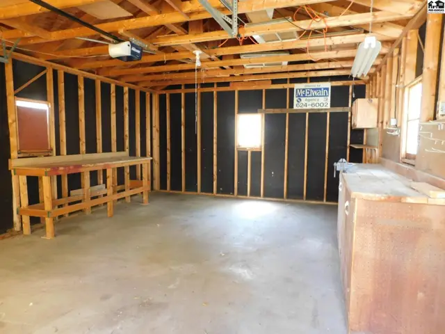 Photo of 715 S Purdy, Lyons, KS