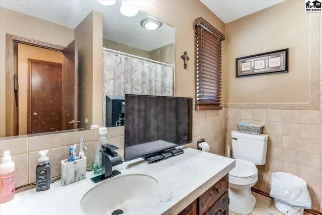 Photo of 4604 Sequoia St, Hutchinson, KS