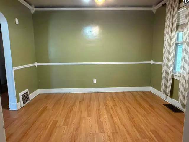 Photo of 632 E 7th Ave, Hutchinson, KS