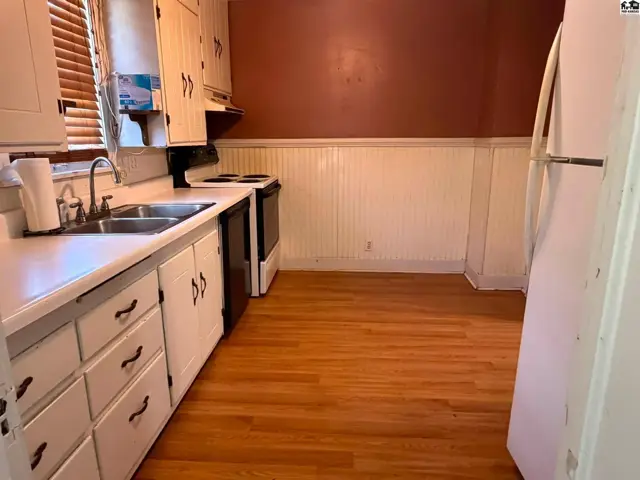 Photo of 632 E 7th Ave, Hutchinson, KS