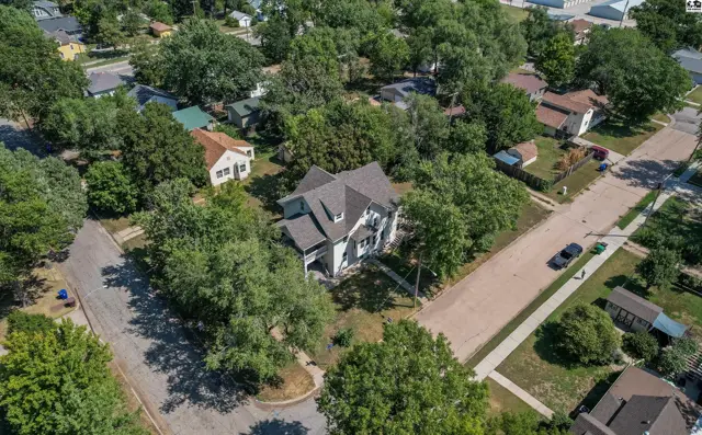 Photo of 825 S Ash St, McPherson, KS