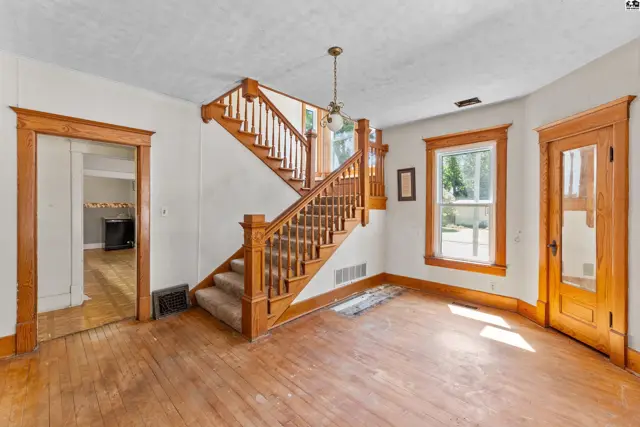 Photo of 825 S Ash St, McPherson, KS