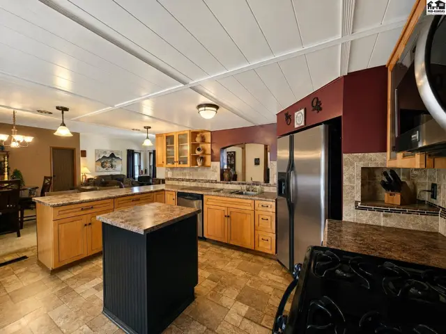 Photo of 5280 N Lorraine St, Hutchinson, KS