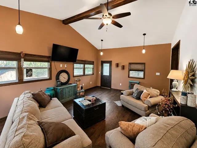 Photo of 5280 N Lorraine St, Hutchinson, KS