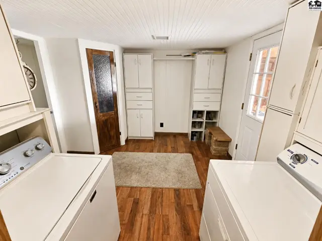 Photo of 5280 N Lorraine St, Hutchinson, KS