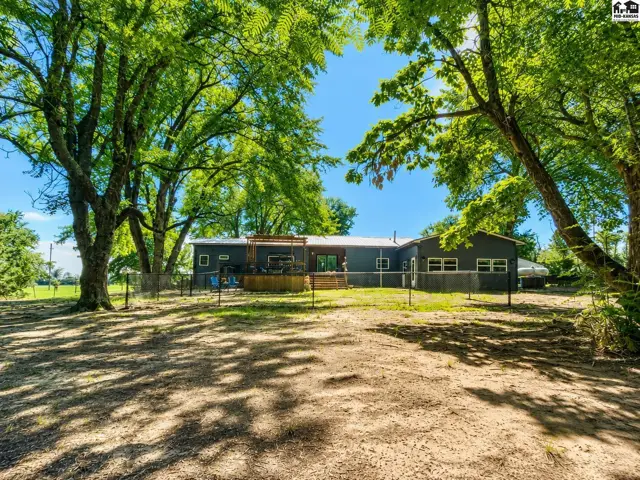 Photo of 5280 N Lorraine St, Hutchinson, KS