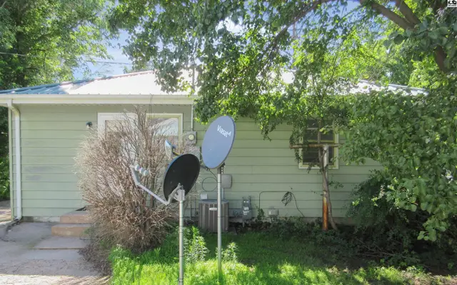 Photo of 620 Park St, Larned, KS