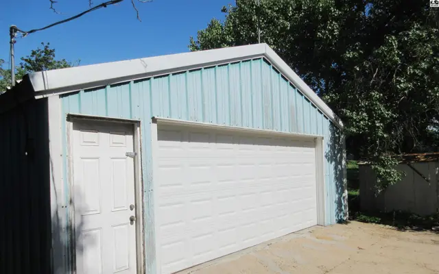 Photo of 620 Park St, Larned, KS