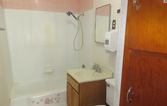 Photo of 620 Park St, Larned, KS