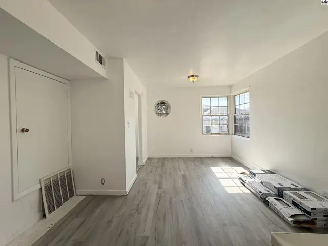 Photo of 209 S West Ave, Lyons, KS