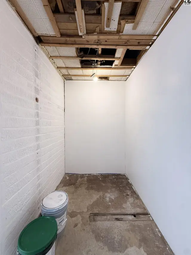 Photo of 209 S West Ave, Lyons, KS