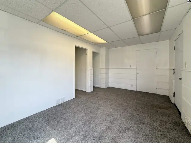 Photo of 209 S West Ave, Lyons, KS
