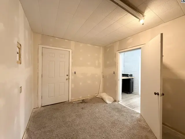 Photo of 209 S West Ave, Lyons, KS