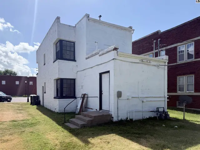 Photo of 209 S West Ave, Lyons, KS