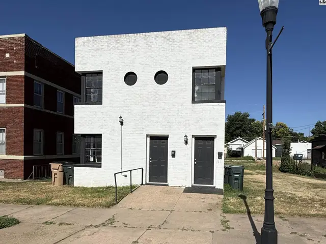 Photo of 209 S West Ave, Lyons, KS