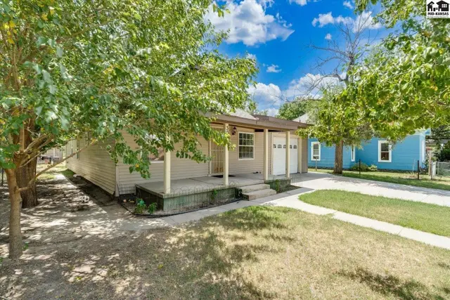 Photo of 309 E Carpenter St, Hutchinson, KS