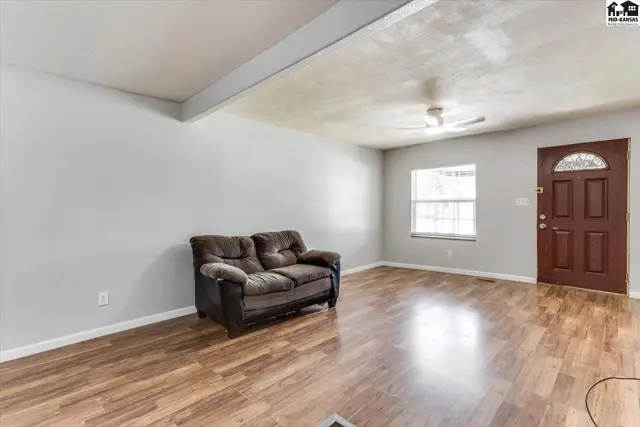 Photo of 309 E Carpenter St, Hutchinson, KS