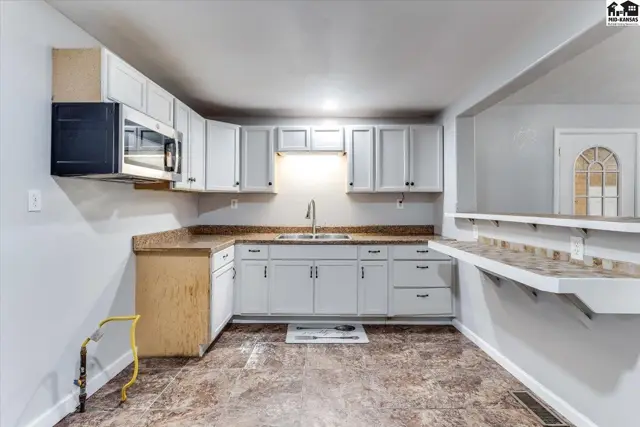 Photo of 309 E Carpenter St, Hutchinson, KS