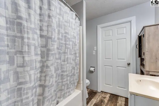 Photo of 309 E Carpenter St, Hutchinson, KS