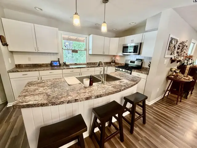Photo of 7017 N Valley Rd, Hutchinson, KS