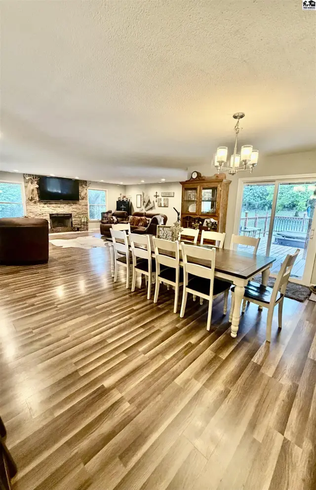 Photo of 7017 N Valley Rd, Hutchinson, KS