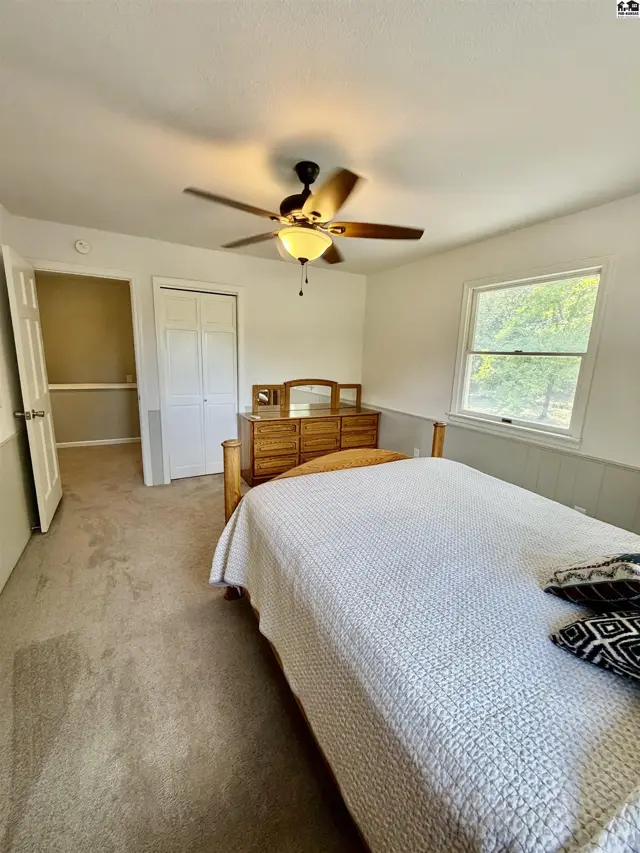 Photo of 7017 N Valley Rd, Hutchinson, KS