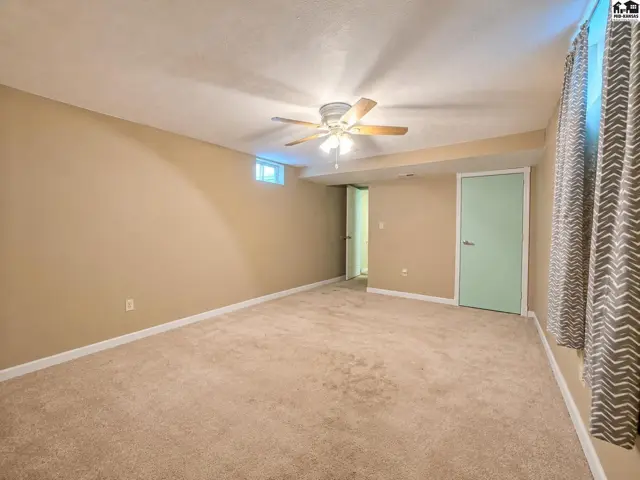Photo of 610 S Douglas, Lyons, KS