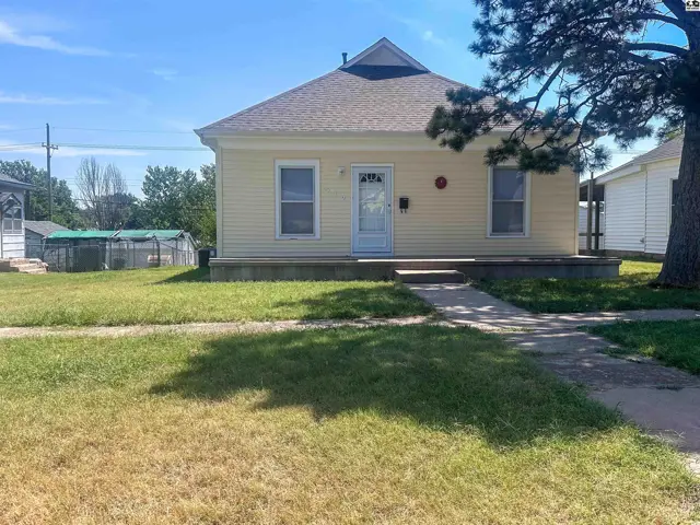 Photo of 512 N Pine St, Pratt, KS
