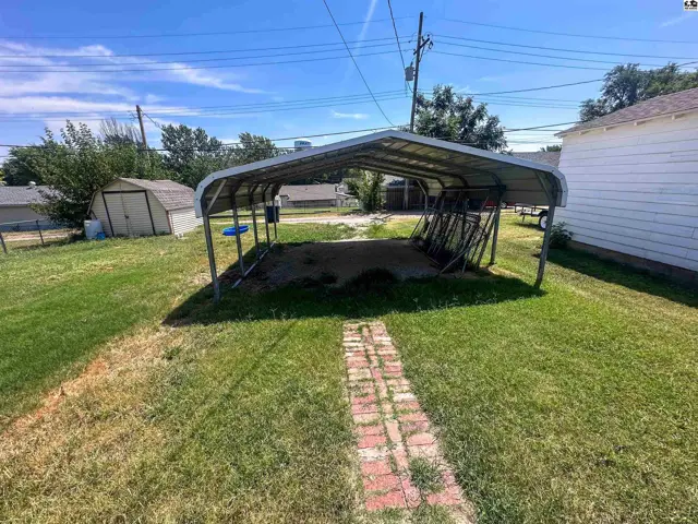Photo of 512 N Pine St, Pratt, KS