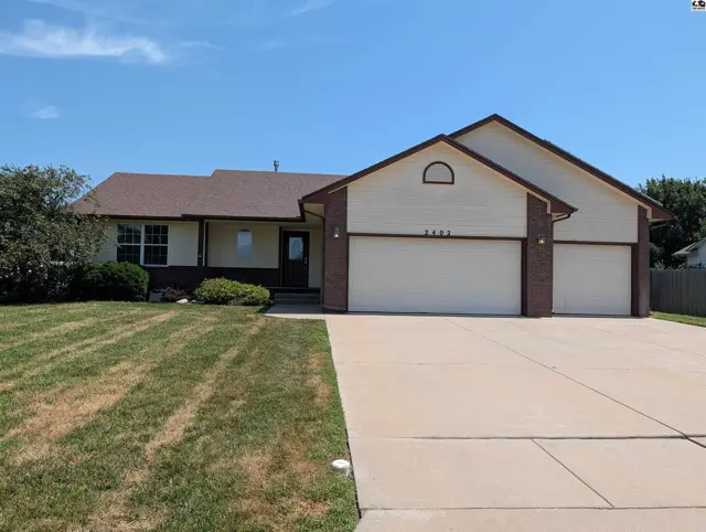 Photo of 2402 N King St, Hutchinson, KS