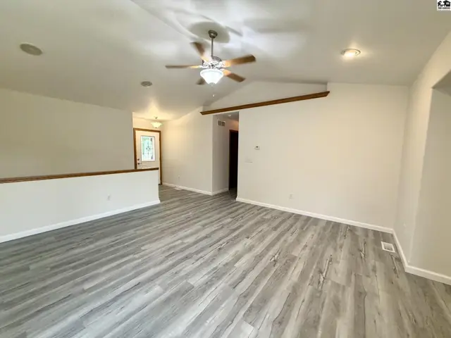 Photo of 2402 N King St, Hutchinson, KS