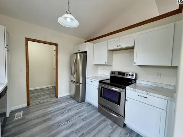 Photo of 2402 N King St, Hutchinson, KS