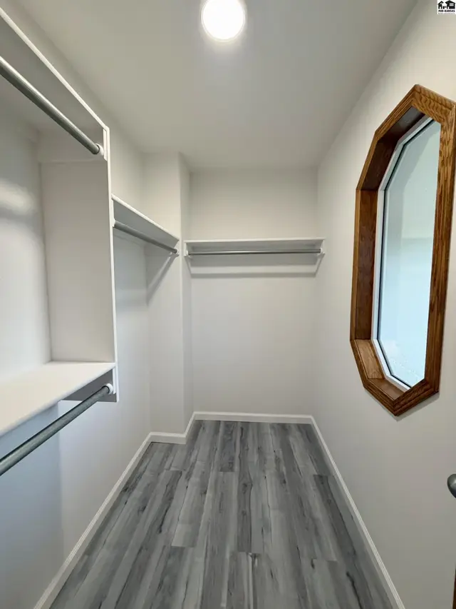 Photo of 2402 N King St, Hutchinson, KS