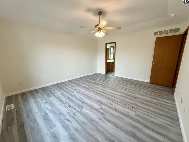 Photo of 2402 N King St, Hutchinson, KS