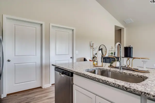 Photo of 1029 Clubhouse Dr, McPherson, KS