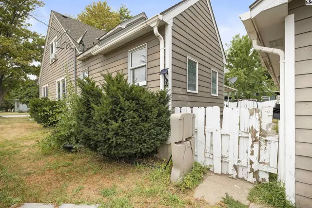 Photo of 720 S Grand Ave, Lyons, KS