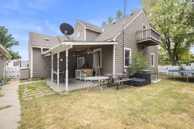 Photo of 720 S Grand Ave, Lyons, KS