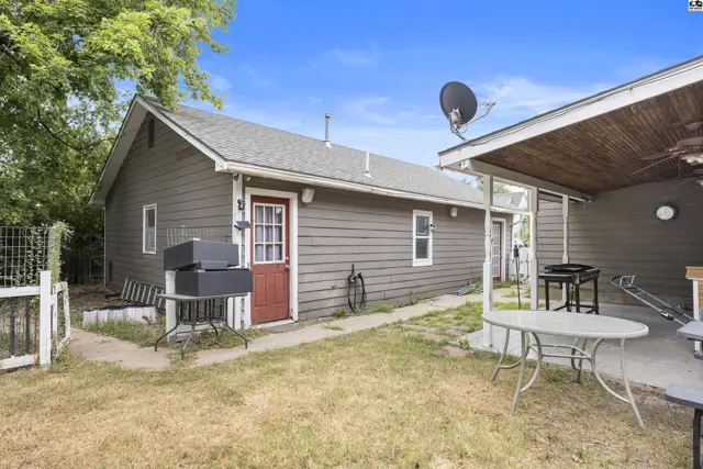 Photo of 720 S Grand Ave, Lyons, KS