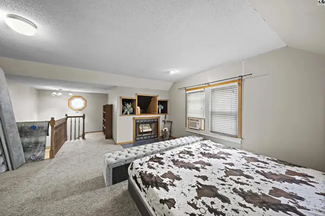 Photo of 720 S Grand Ave, Lyons, KS
