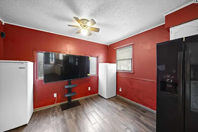 Photo of 720 S Grand Ave, Lyons, KS