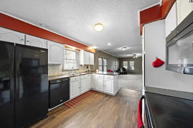 Photo of 720 S Grand Ave, Lyons, KS
