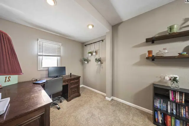 Photo of 1706 E 26th Ave, Hutchinson, KS