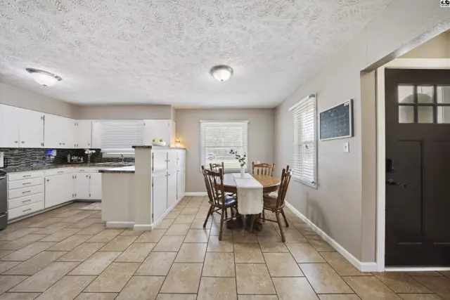Photo of 1706 E 26th Ave, Hutchinson, KS
