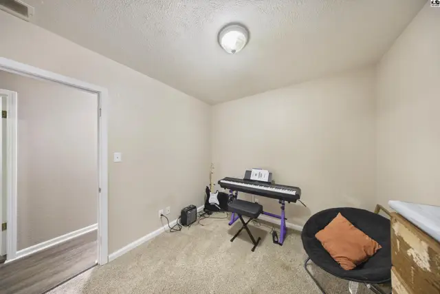 Photo of 1706 E 26th Ave, Hutchinson, KS
