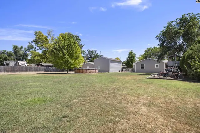 Photo of 1706 E 26th Ave, Hutchinson, KS
