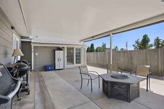 Photo of 1706 E 26th Ave, Hutchinson, KS
