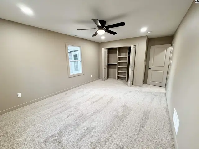 Photo of 1617 E 26th Ave, Hutchinson, KS