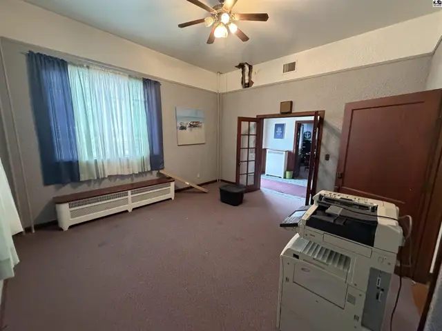 Photo of 115 E 4th St, Pratt, KS